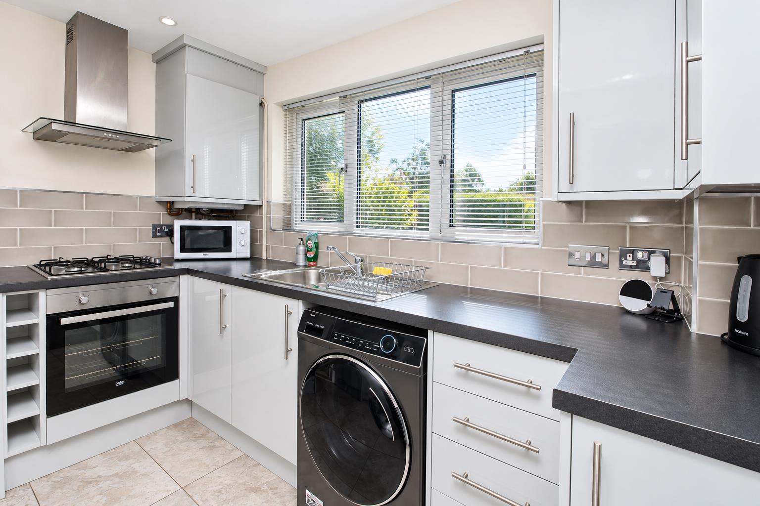 Warwick Road, Milton Keynes